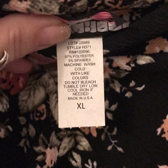 DONATED— Flowy skirt - Picture 4 of 7